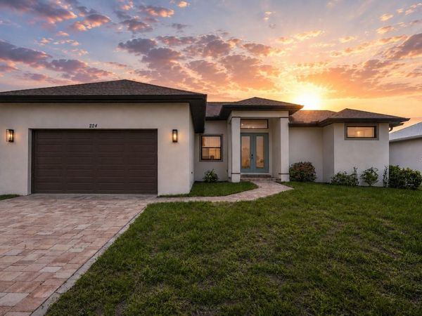 224 W PINE VALLEY LANE , ROTONDA WEST, FL 33947
