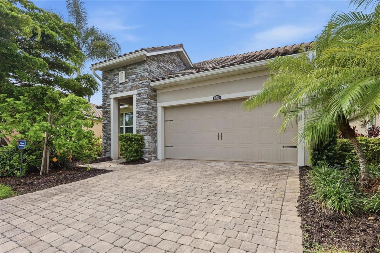 11595 Renaissance Boulevard, Venice, FL 34293 Photo