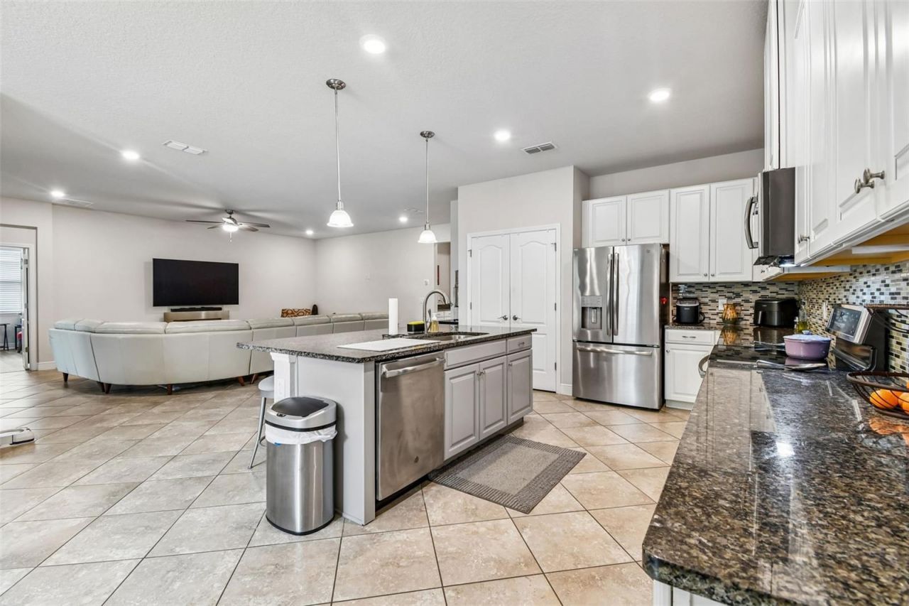 3758 Hanworth Loop, Sanford, FL 32773 Photo