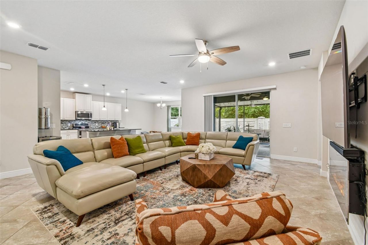3758 Hanworth Loop, Sanford, FL 32773 Photo