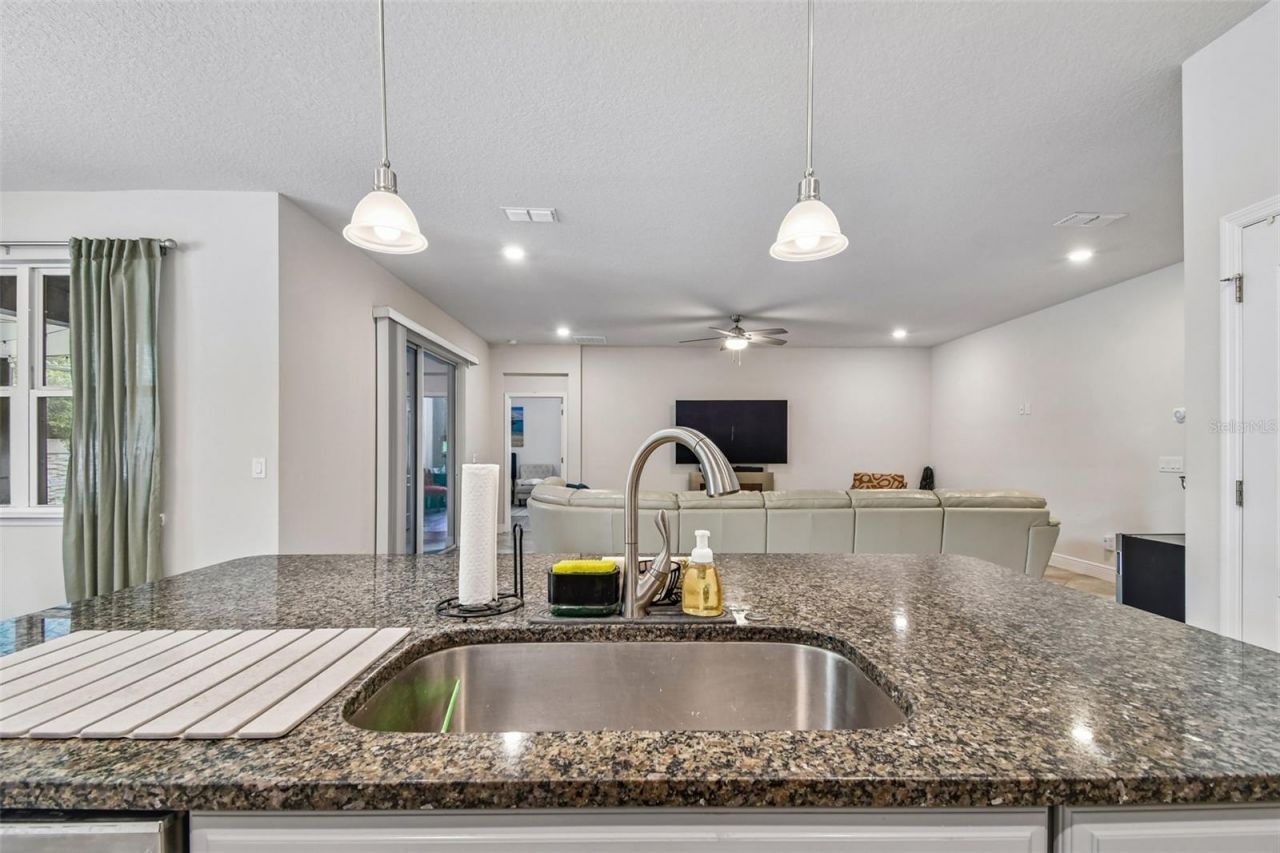 3758 Hanworth Loop, Sanford, FL 32773 Photo