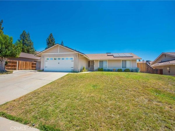 2905 Pepper Street, Highland, CA 92346