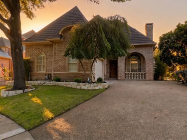 2349 Briar Court, Frisco, TX 75034