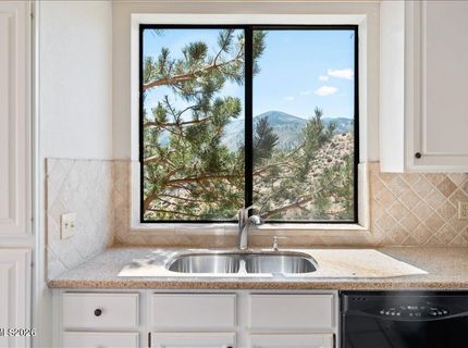 580 Duck Hill Road, Washoe Valley, NV 89704 Photo