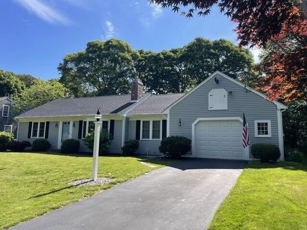 106 Pine Street , Yarmouth Port, MA 02675