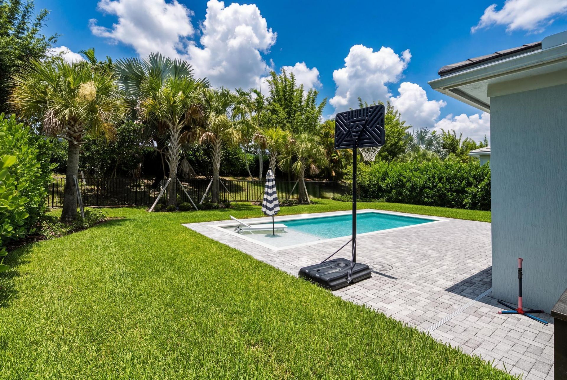 9264 Crestview Circle, Palm Beach Gardens, FL 33412 Photo