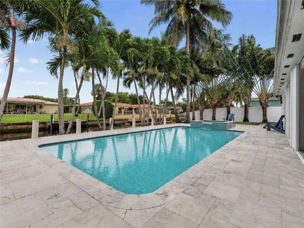 6000 SW 17th St , Plantation, FL 33317
