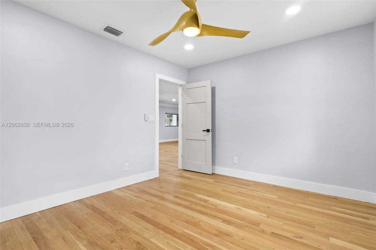 6000 SW 17th St , Plantation, FL 33317 Photo