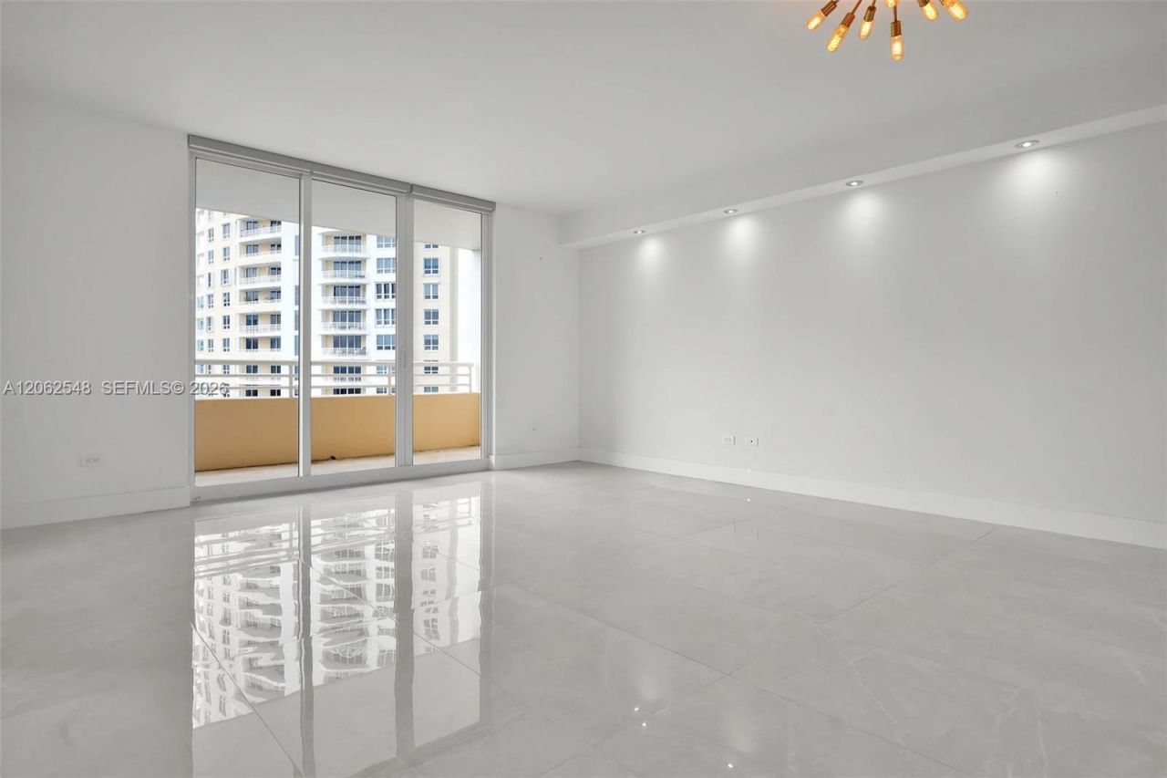 808 Brickell Key Dr , Unit 3007, Miami, FL 33131 Photo
