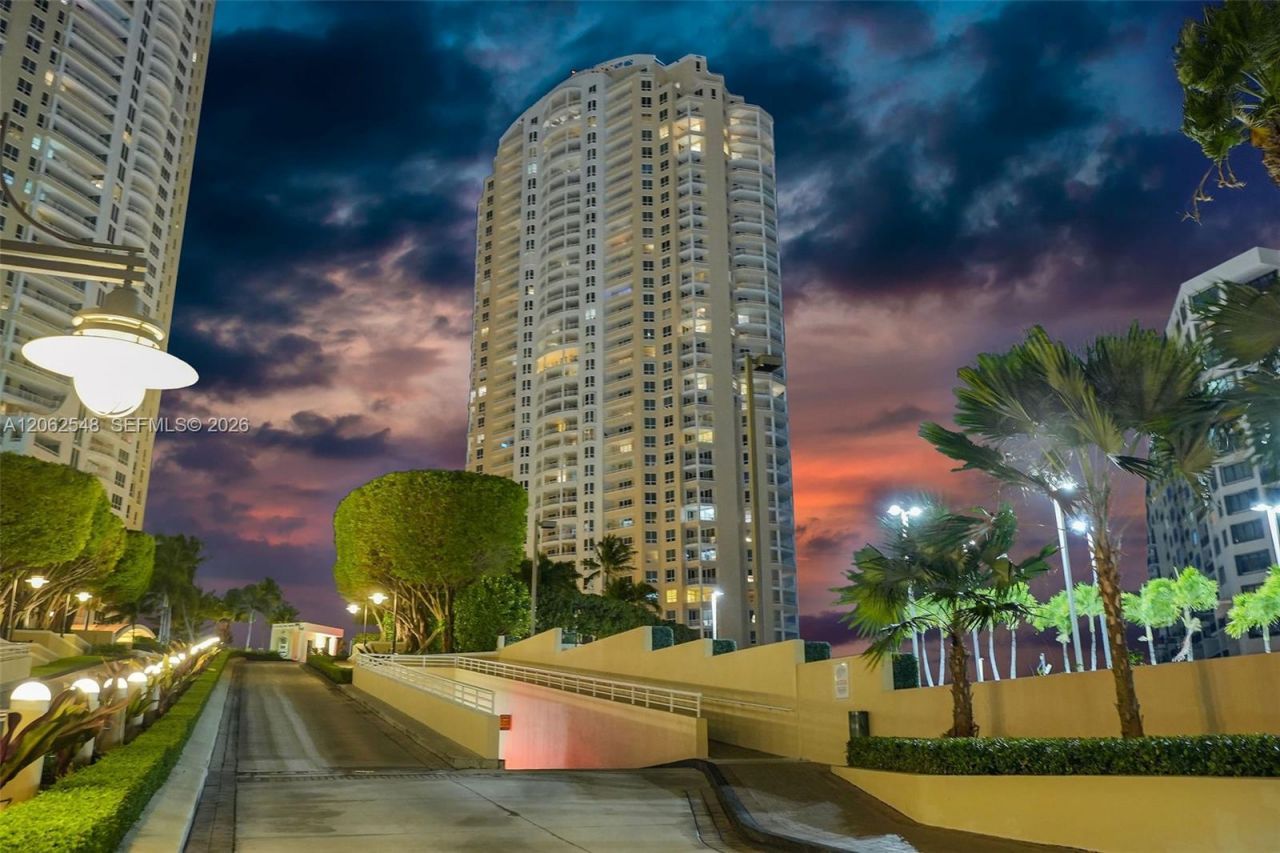 808 Brickell Key Dr , Unit 3007, Miami, FL 33131 Photo