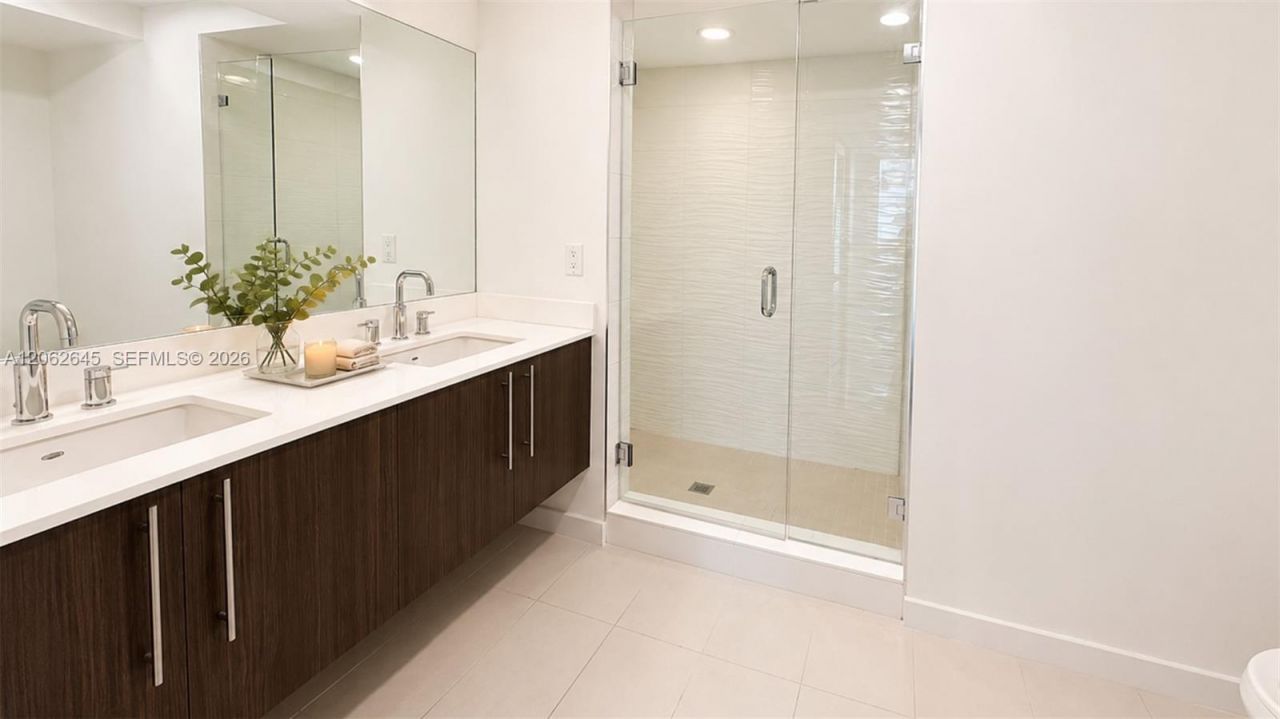 7825 NW 107th Ave, Unit 219, Doral, FL 33178 Photo