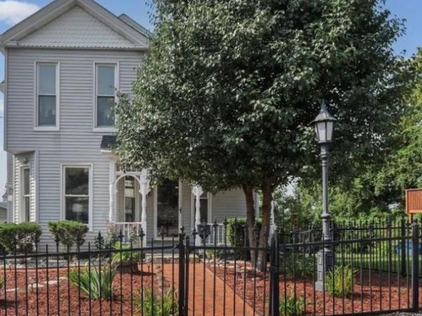 437 E 4th Street , Alton, IL 62002