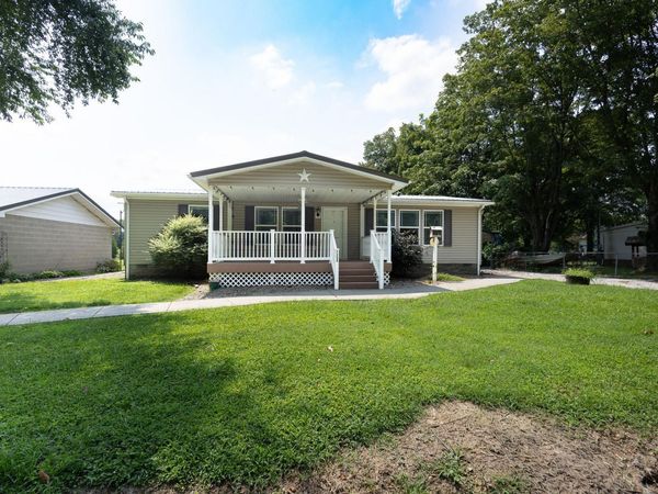 7399 Main Street, Wadesville, IN 47638