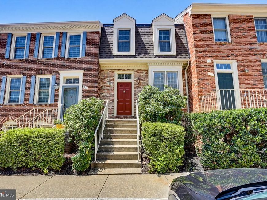 11 Grove Ridge Court, Unit 70, Rockville, MD 20852 Main Photo