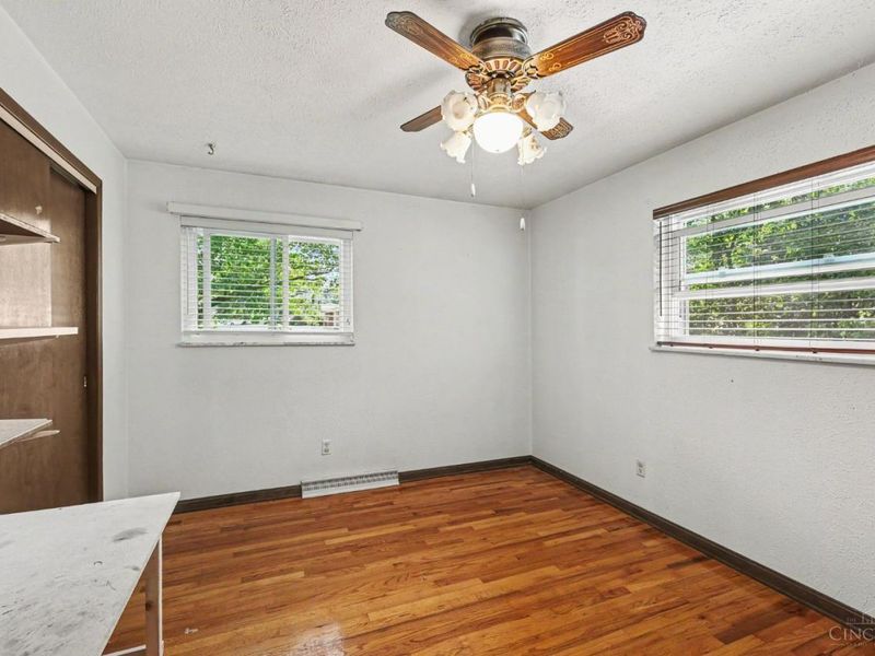 894 Meadow Ridge Drive, Union Twp, OH 25245 Photo 17