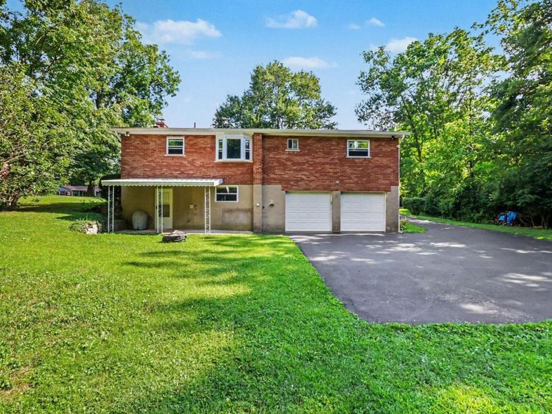 894 Meadow Ridge Drive, Union Twp, OH 25245 Photo 20