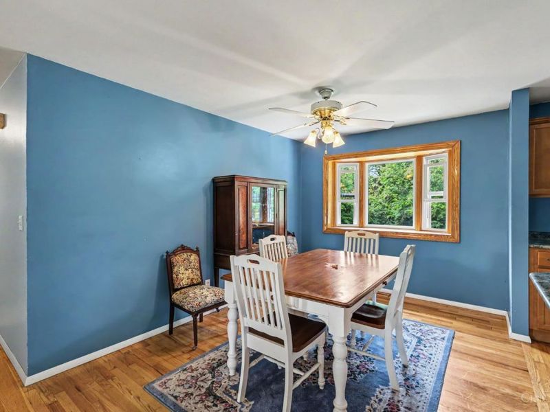 894 Meadow Ridge Drive, Union Twp, OH 25245 Photo 7