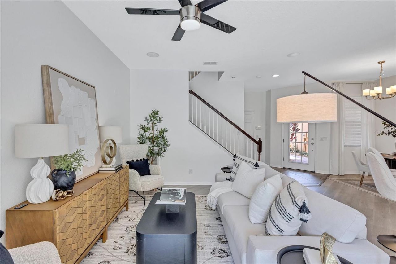 8228 Villa Grande Court, Sarasota, FL 34243 Photo