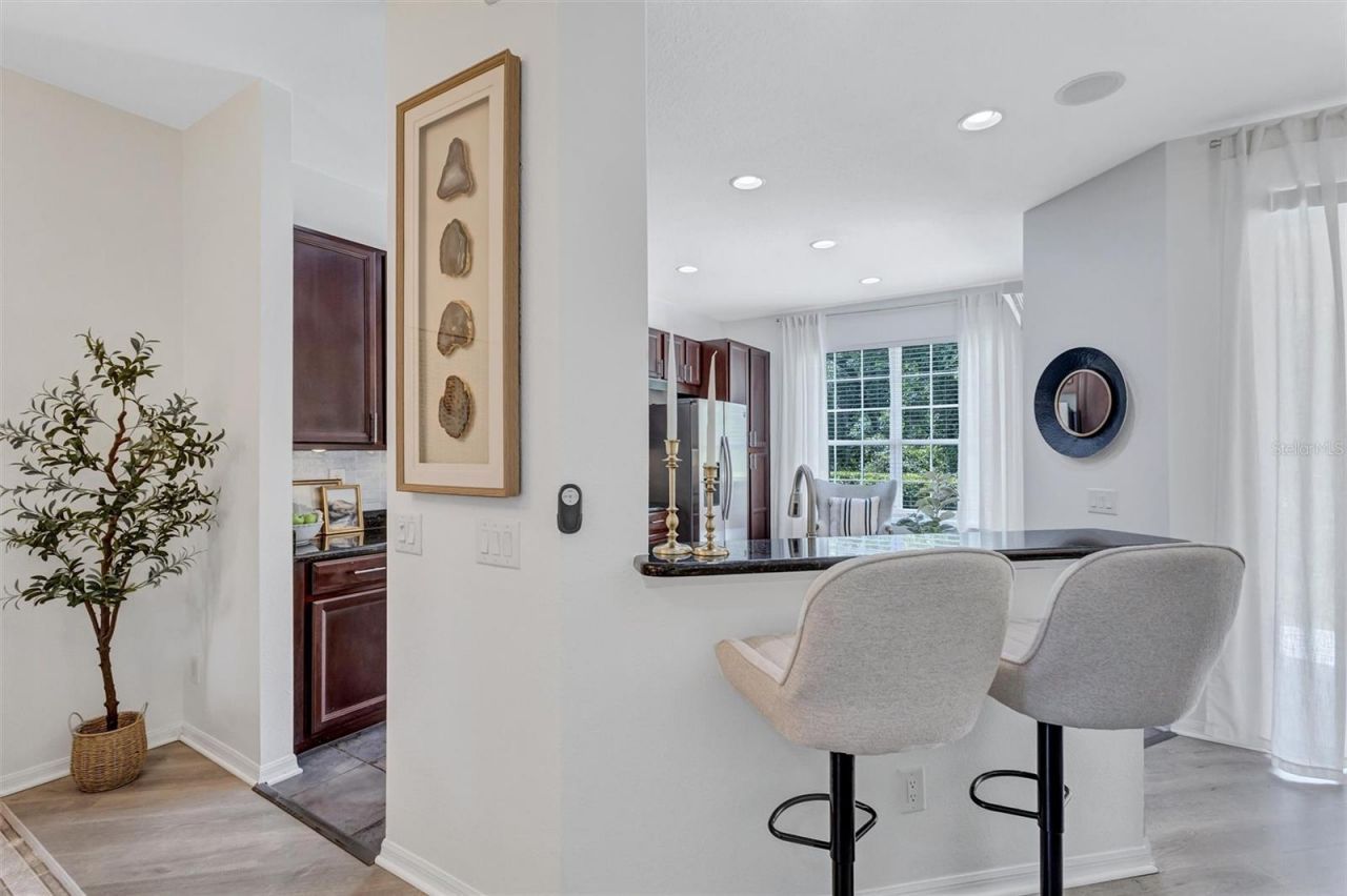 8228 Villa Grande Court, Sarasota, FL 34243 Photo