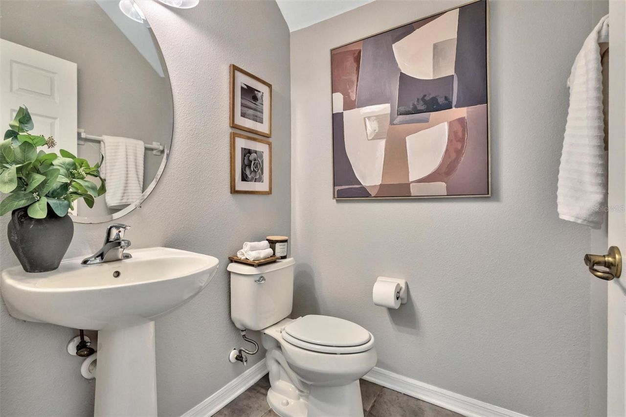 8228 Villa Grande Court, Sarasota, FL 34243 Photo