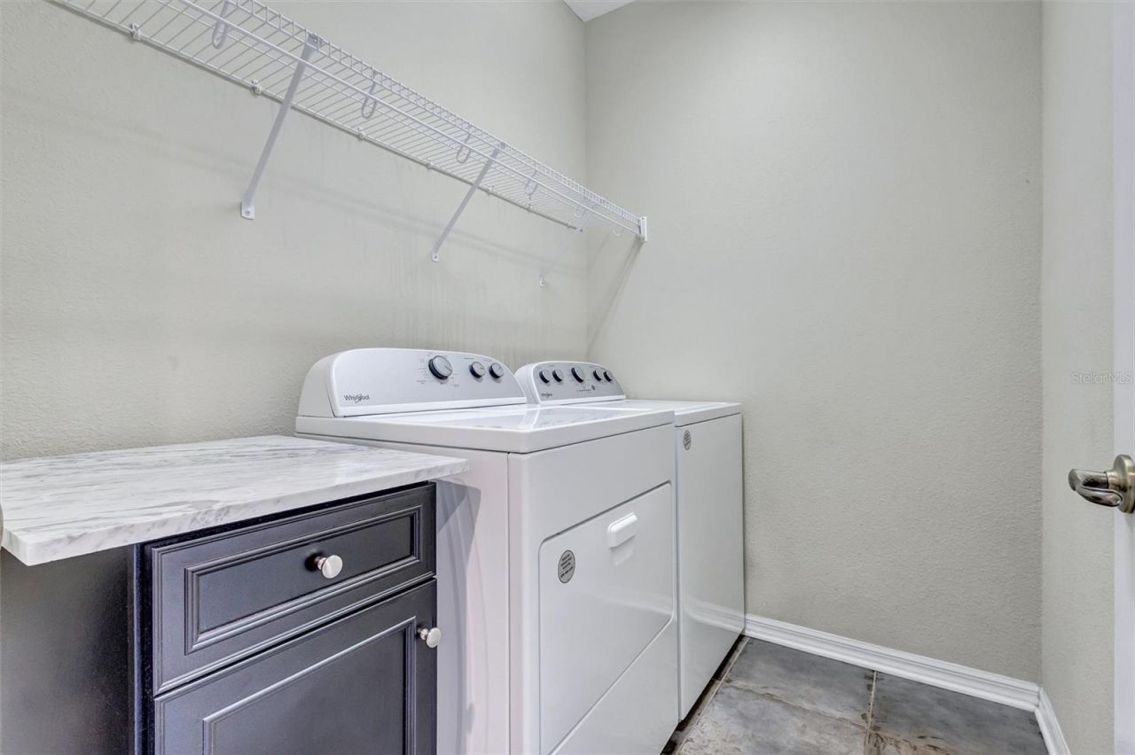 8228 Villa Grande Court, Sarasota, FL 34243 Photo