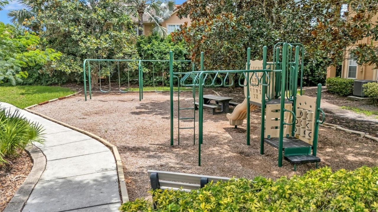 8228 Villa Grande Court, Sarasota, FL 34243 Photo