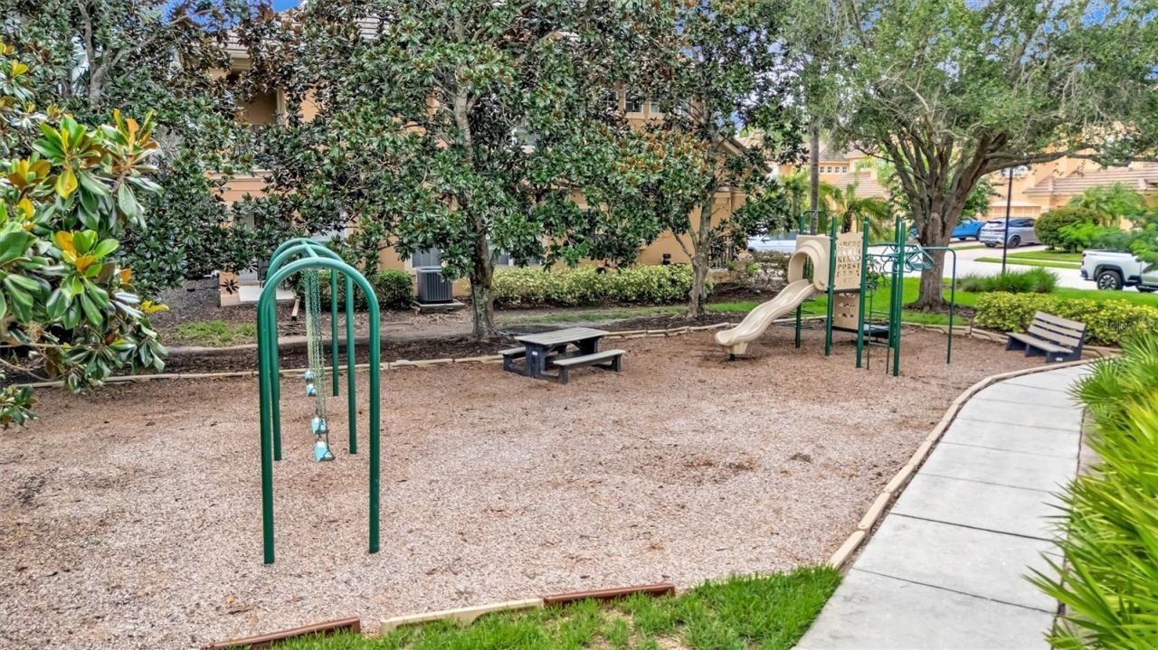 8228 Villa Grande Court, Sarasota, FL 34243 Photo