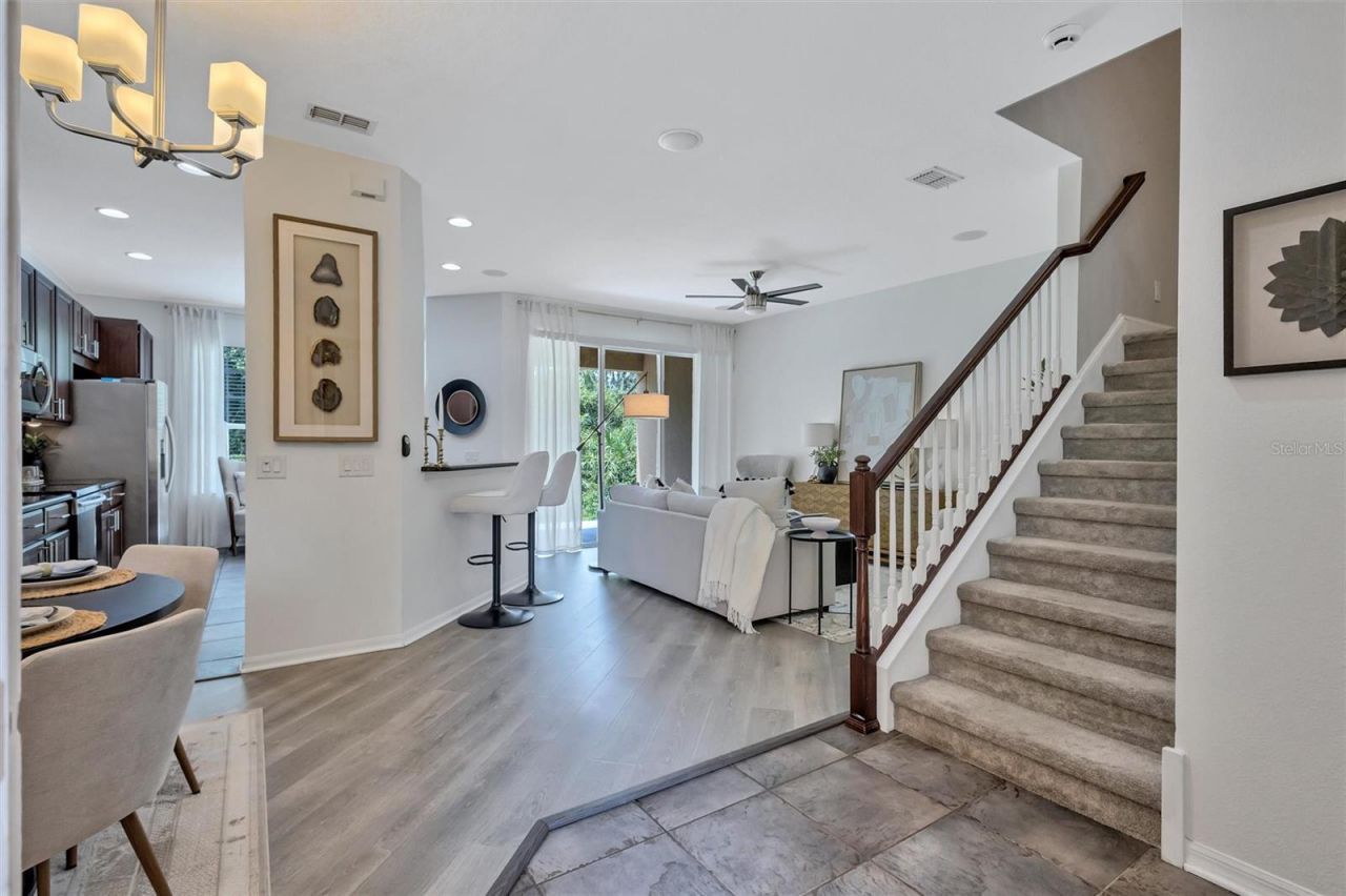 8228 Villa Grande Court, Sarasota, FL 34243 Photo
