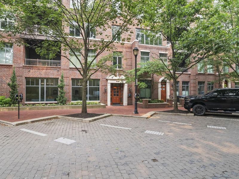 251 Daniel Burnham Square, Unit 701, Columbus, OH 43081 Photo 2