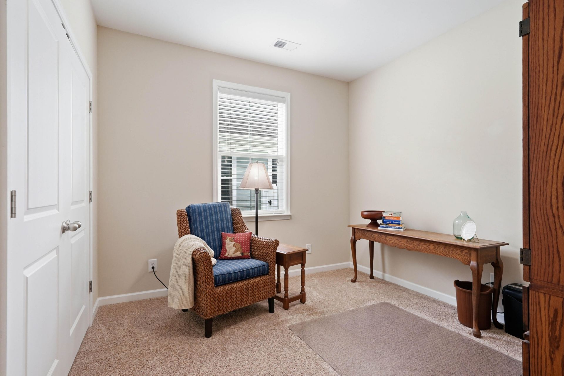 211 Blue Bonnet Street Photo 20