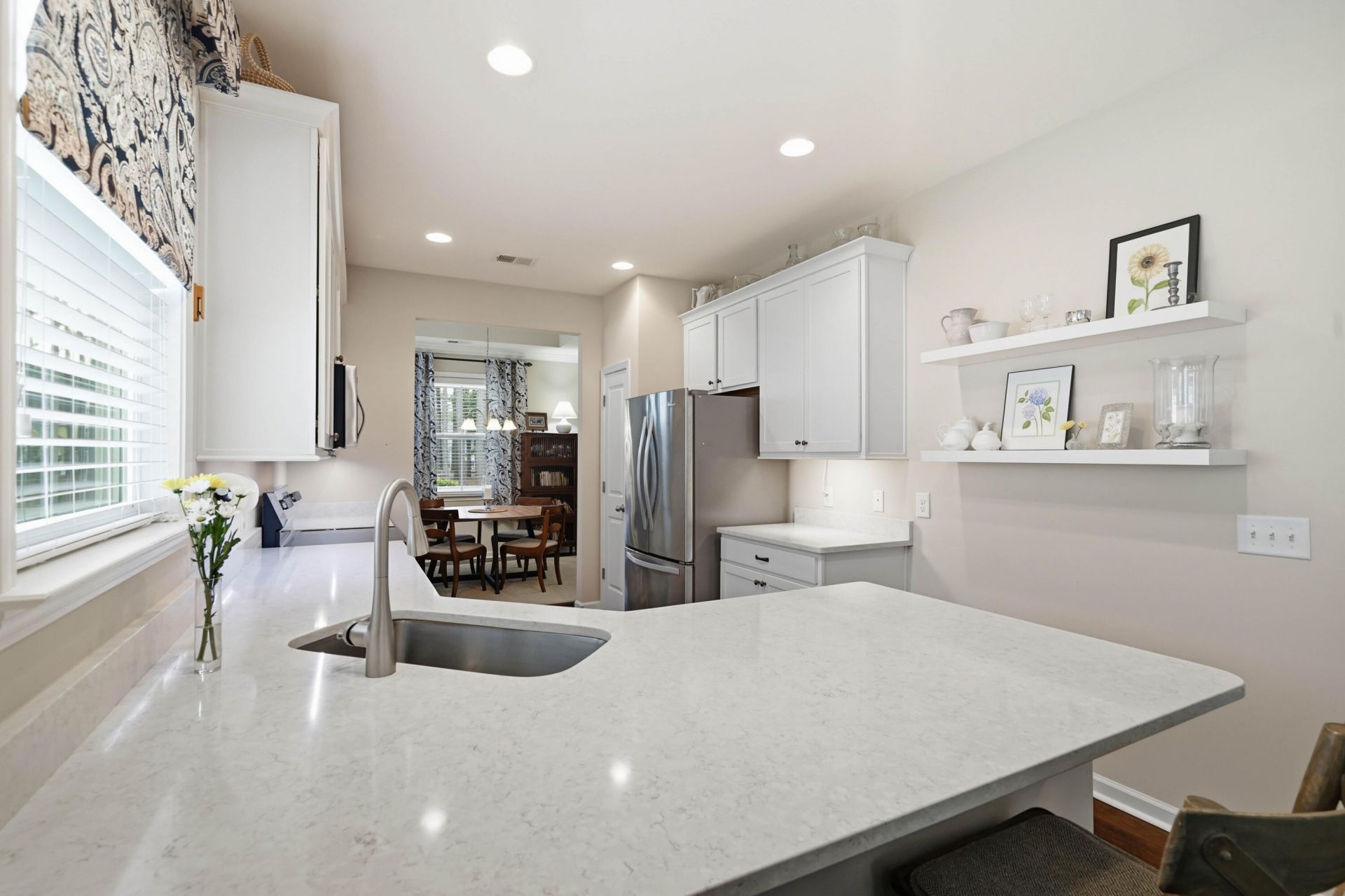 211 Blue Bonnet Street Photo 25