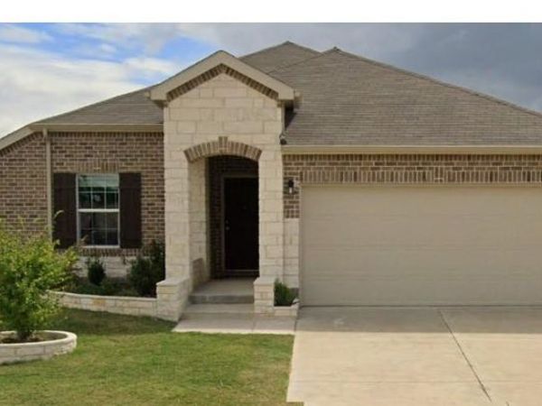 1028 Vernon Drive, Aubrey, TX 76227