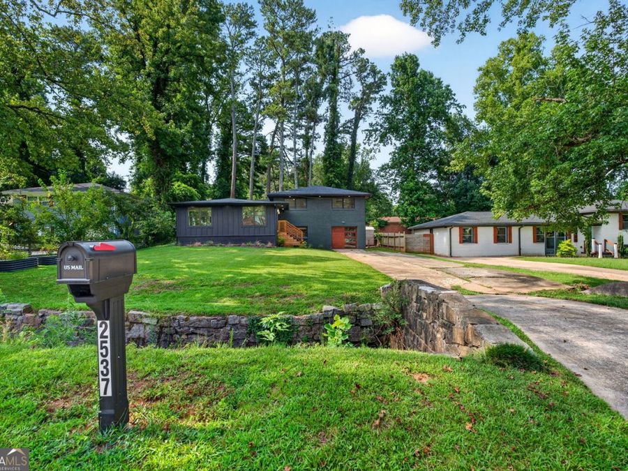 Property Image 8