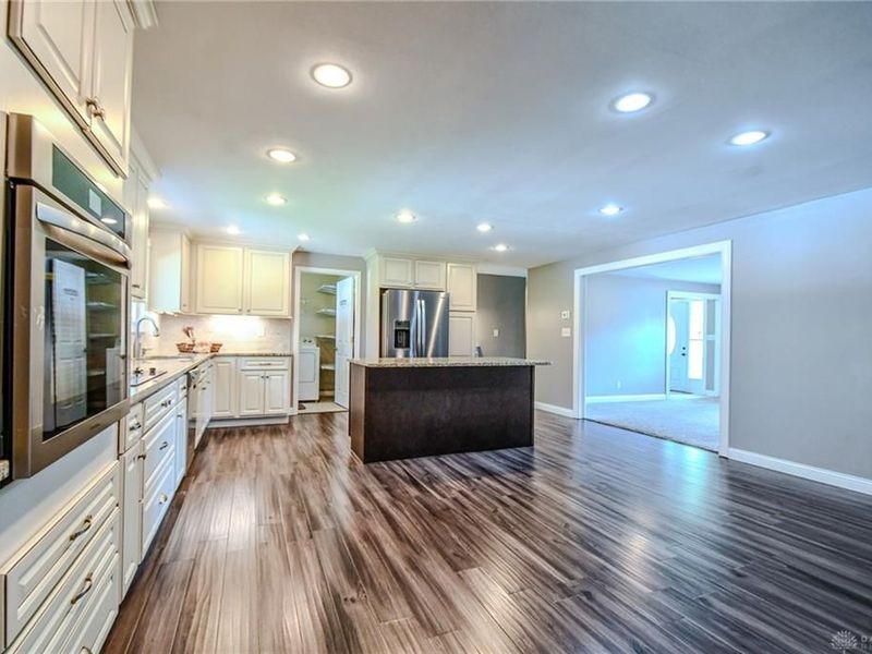 5051 Cloudsdale Drive, Kettering, OH 45440 Photo 14