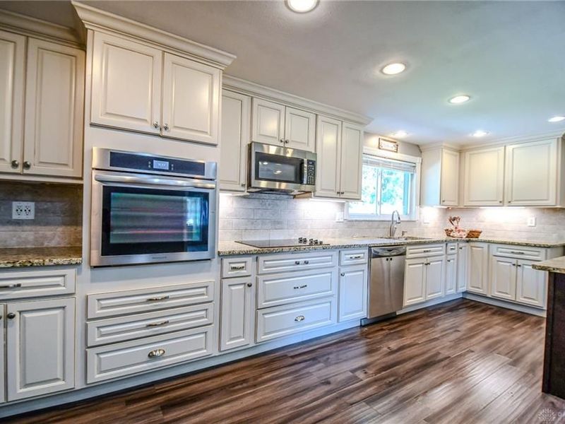 5051 Cloudsdale Drive, Kettering, OH 45440 Photo 15