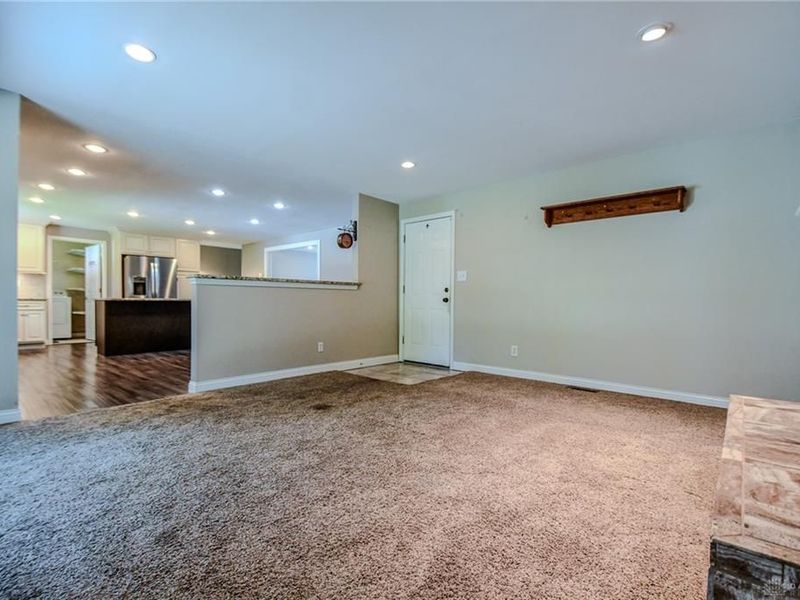 5051 Cloudsdale Drive, Kettering, OH 45440 Photo 19