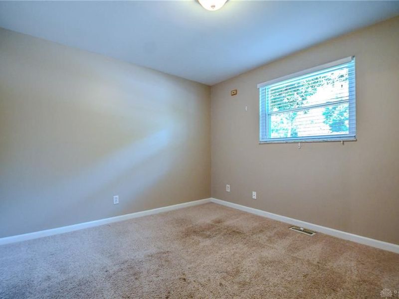 5051 Cloudsdale Drive, Kettering, OH 45440 Photo 29