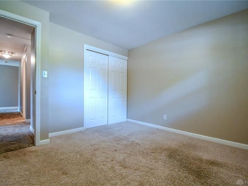5051 Cloudsdale Drive, Kettering, OH 45440 Photo 30