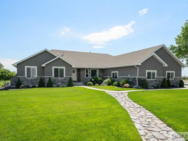 1449 N 600 E, SHELLEY, ID 83274