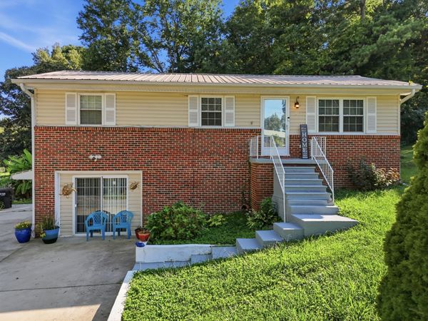 1220 28th Street SE, Cleveland, TN 37323