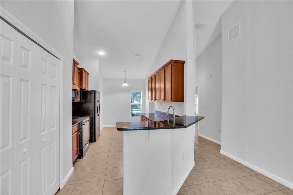 1602 Lexington Square Sw, Vero Beach, FL 32962 Photo