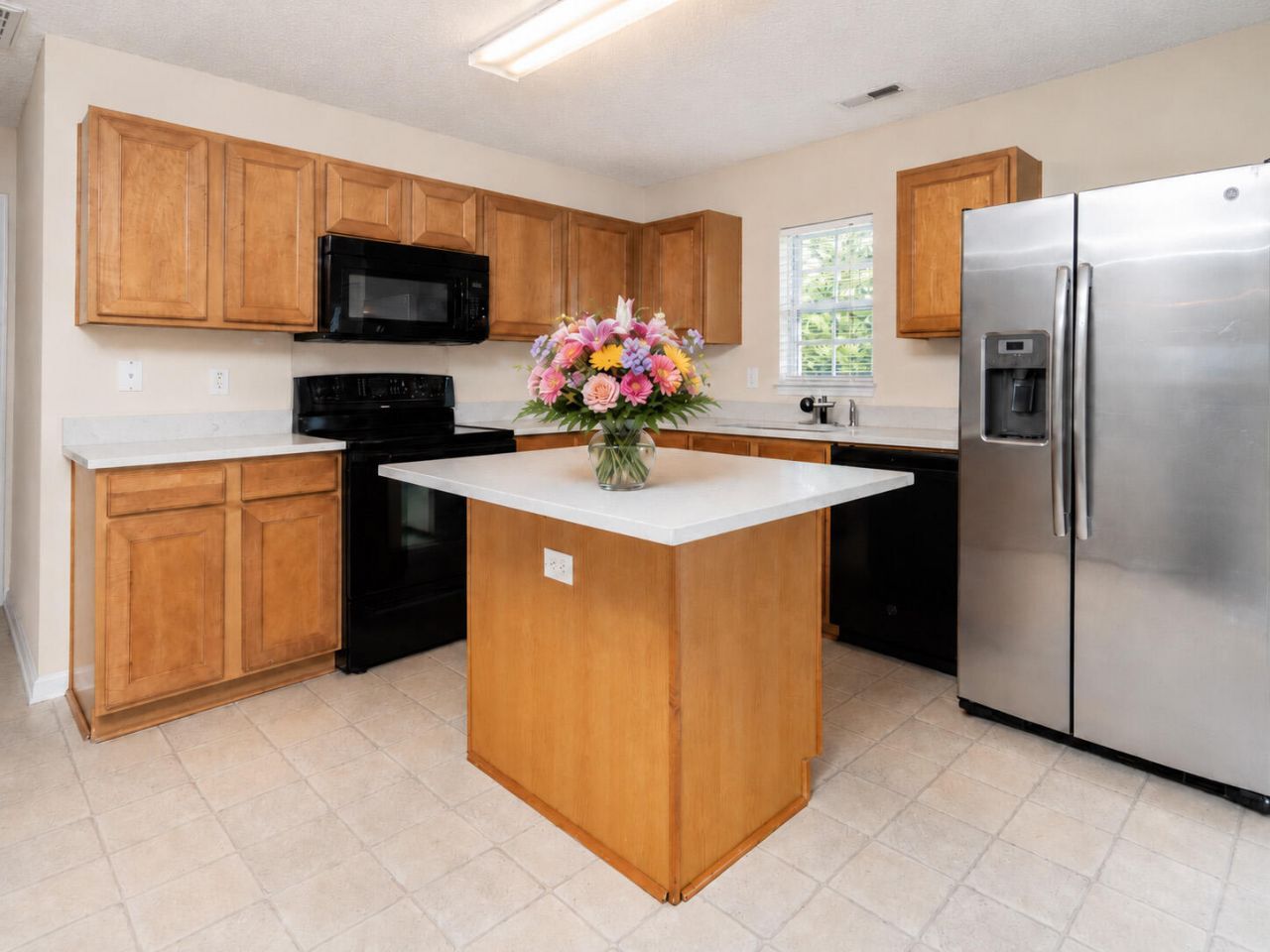 404 Brookfield Lane Photo 4