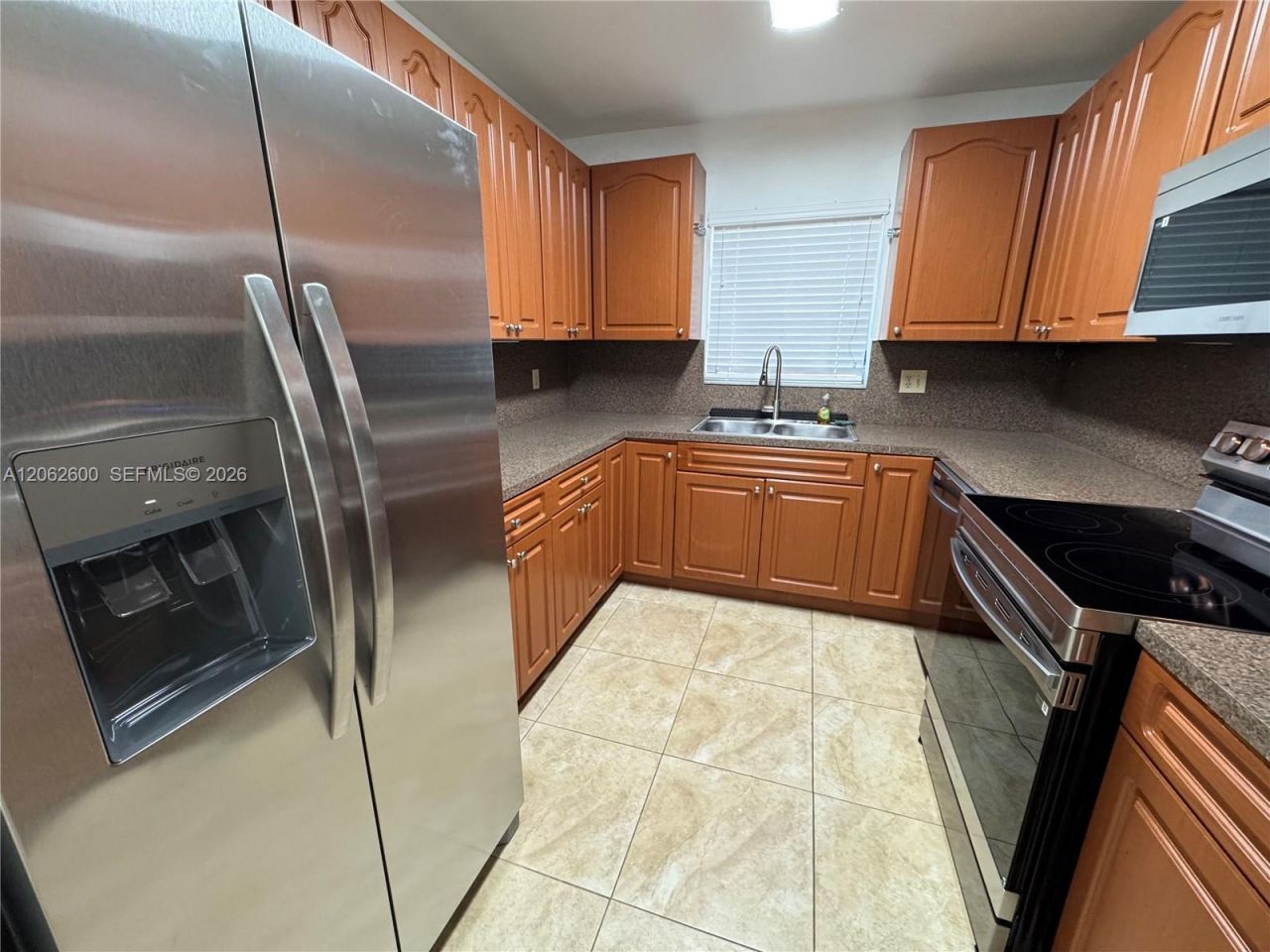 717 NE 10th Ave, Unit 1-2, Hallandale Beach, FL 33009 Photo
