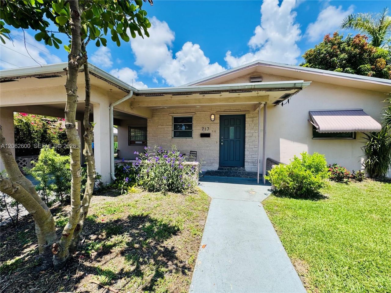 717 NE 10th Ave, Unit 1-2, Hallandale Beach, FL 33009 Photo
