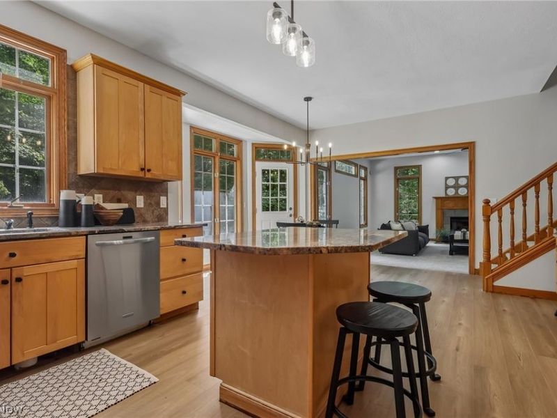 10685 Robert Lane, Chagrin Falls, OH 44023 Photo 13
