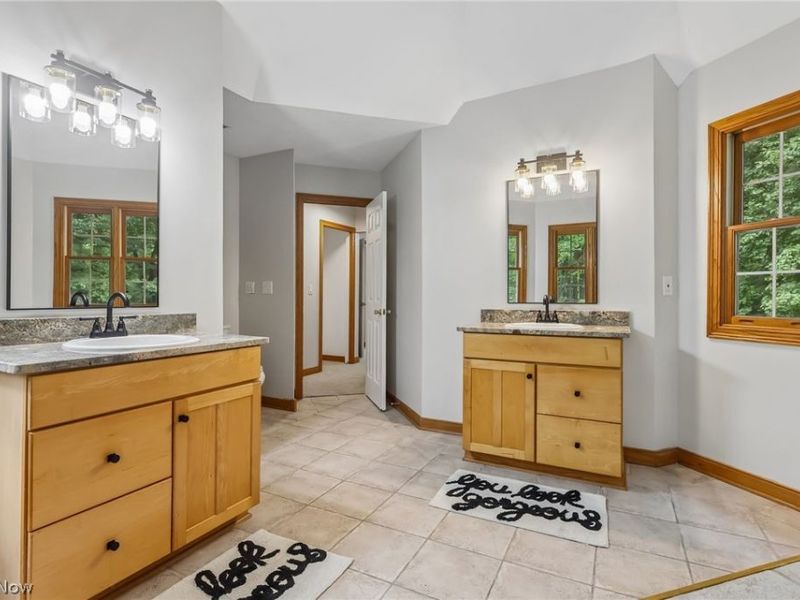 10685 Robert Lane, Chagrin Falls, OH 44023 Photo 24
