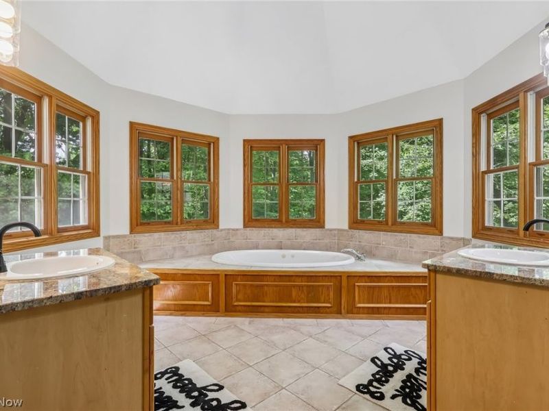 10685 Robert Lane, Chagrin Falls, OH 44023 Photo 26