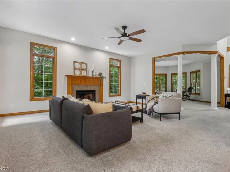 10685 Robert Lane, Chagrin Falls, OH 44023 Photo 4