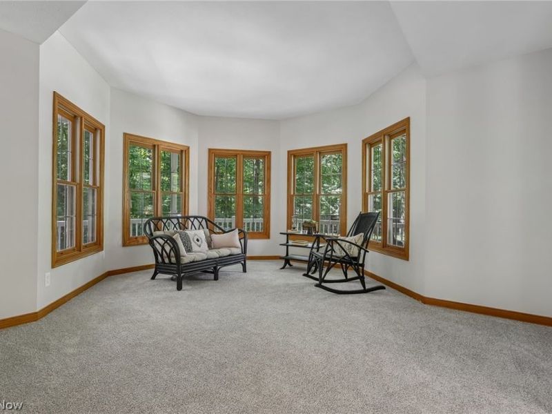 10685 Robert Lane, Chagrin Falls, OH 44023 Photo 8