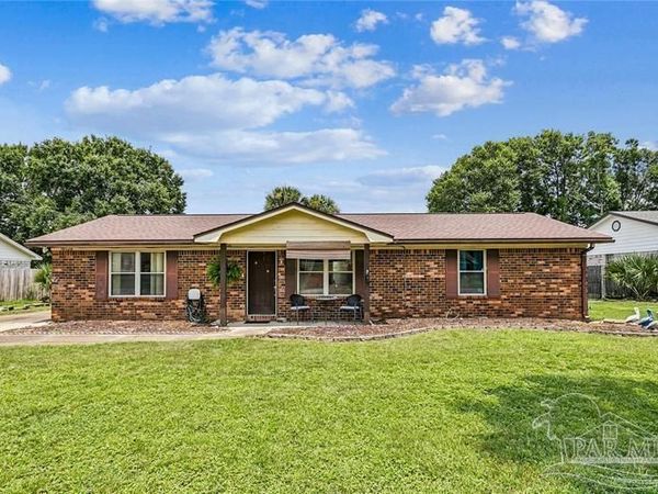 10720 Willow Lake Dr, Pensacola, FL 32506